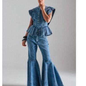 Stylish Denim Peplum Top and Flared Jeans Set